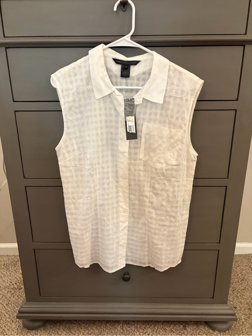 Marc Jacobs white sleeveless top, size 12, NWT